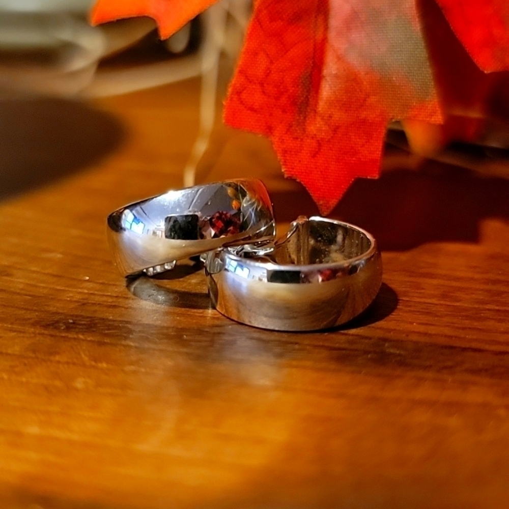 Vintage MONET Silver Wedding Band Hoop Clip On Earrings